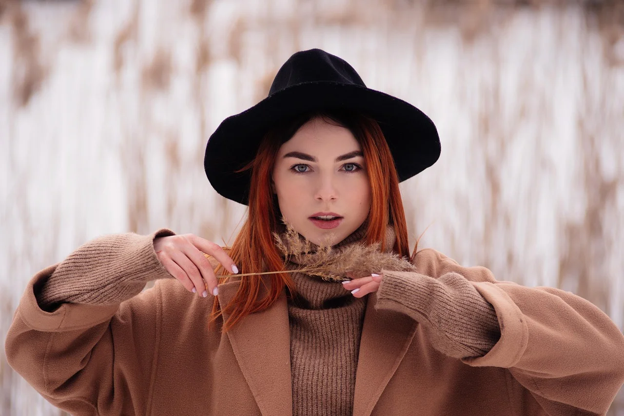 Quand la mode féminine redessine les classiques : tendances surprenantes !